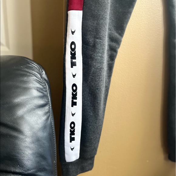 TKO Technical Knockout Joggers Men's Pants winter Dark Grey Black White size XL - Picture 9 of 12